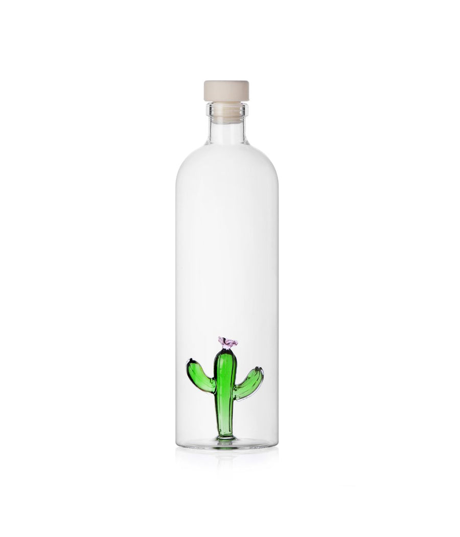 Bottiglia Desert Plant Cactus di Ichendorf con motivo di cactus verde e puntini bianchi, realizzata in vetro borosilicato.