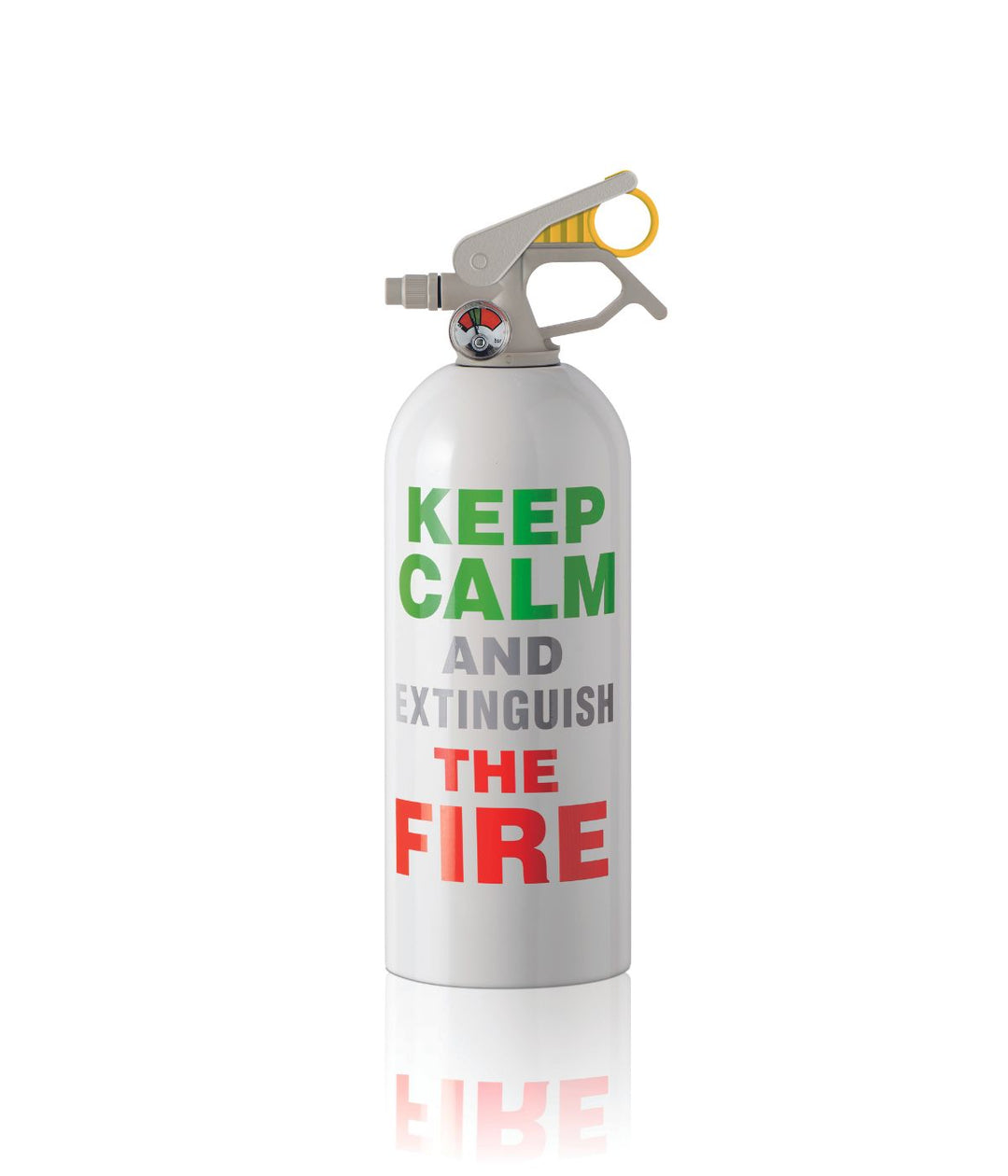 Estintore domestico con manopola gialla e grafica con scritta Keep Calm and Extinguish the Fire